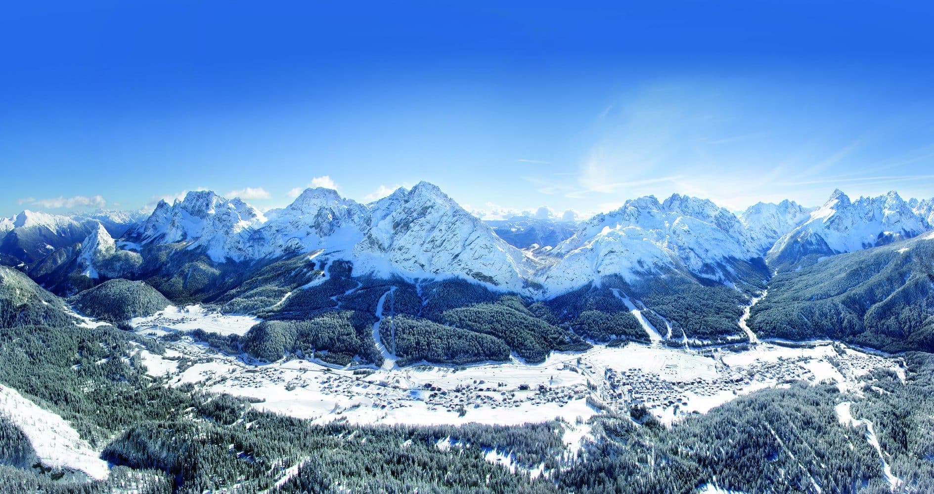 La valle di Sappada innevata